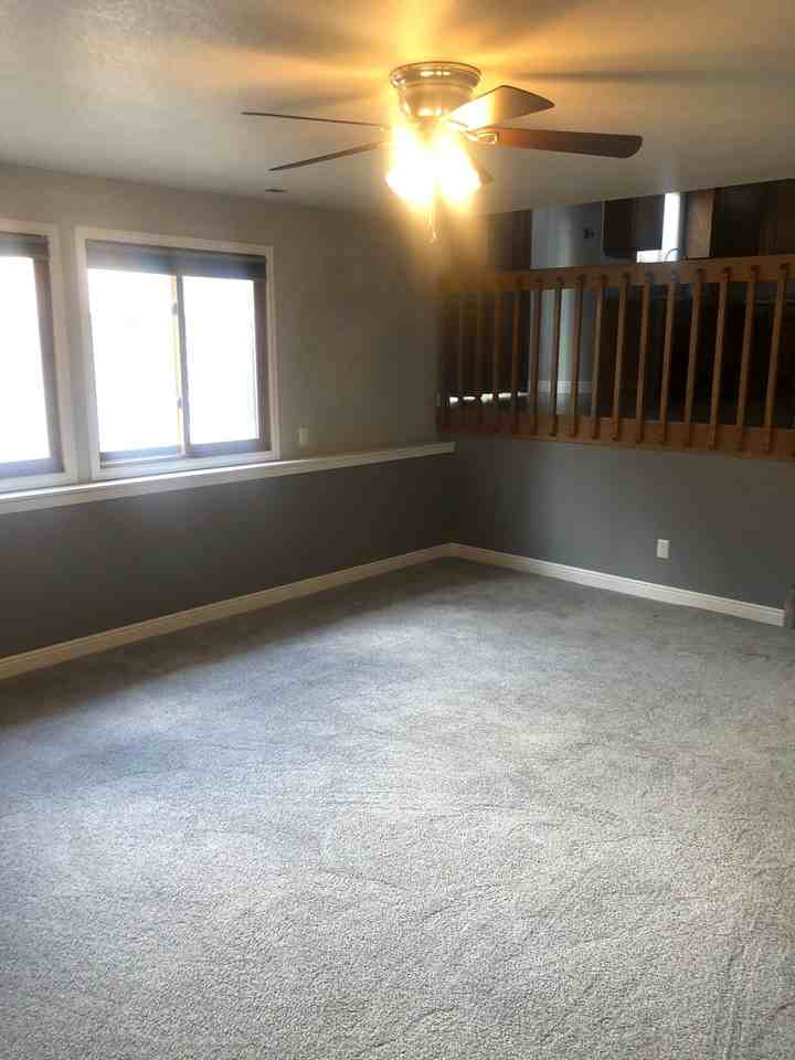 6350 Northwind Dr - Photo 3 of 20