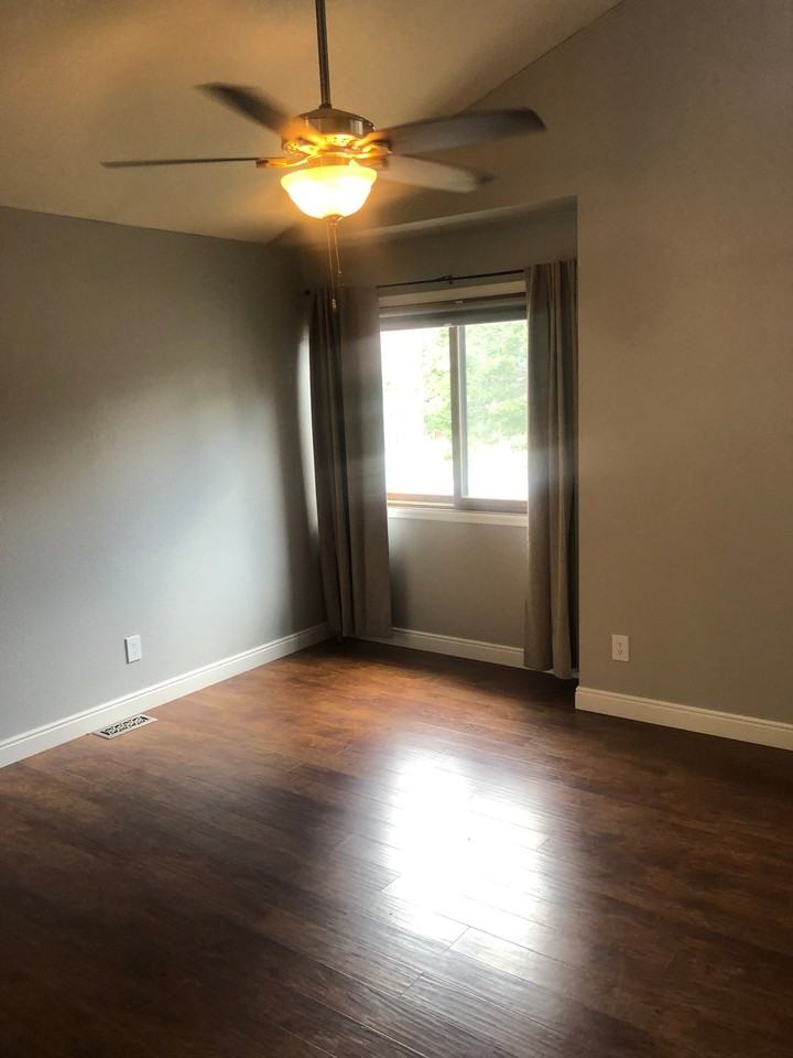 6350 Northwind Dr - Photo 7 of 20