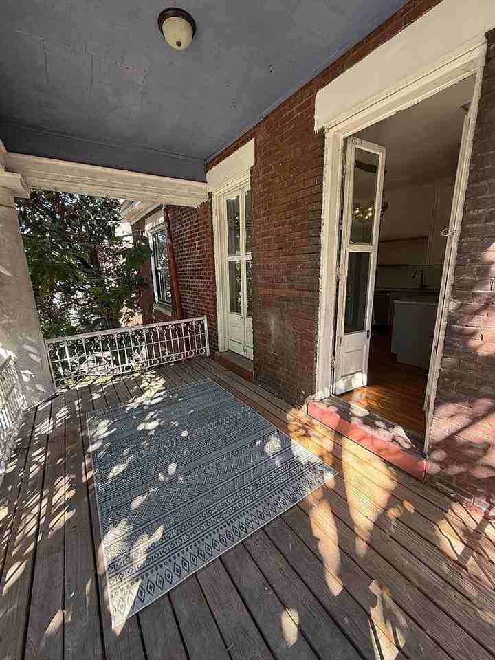 485 W Third St - Photo 7 of 13