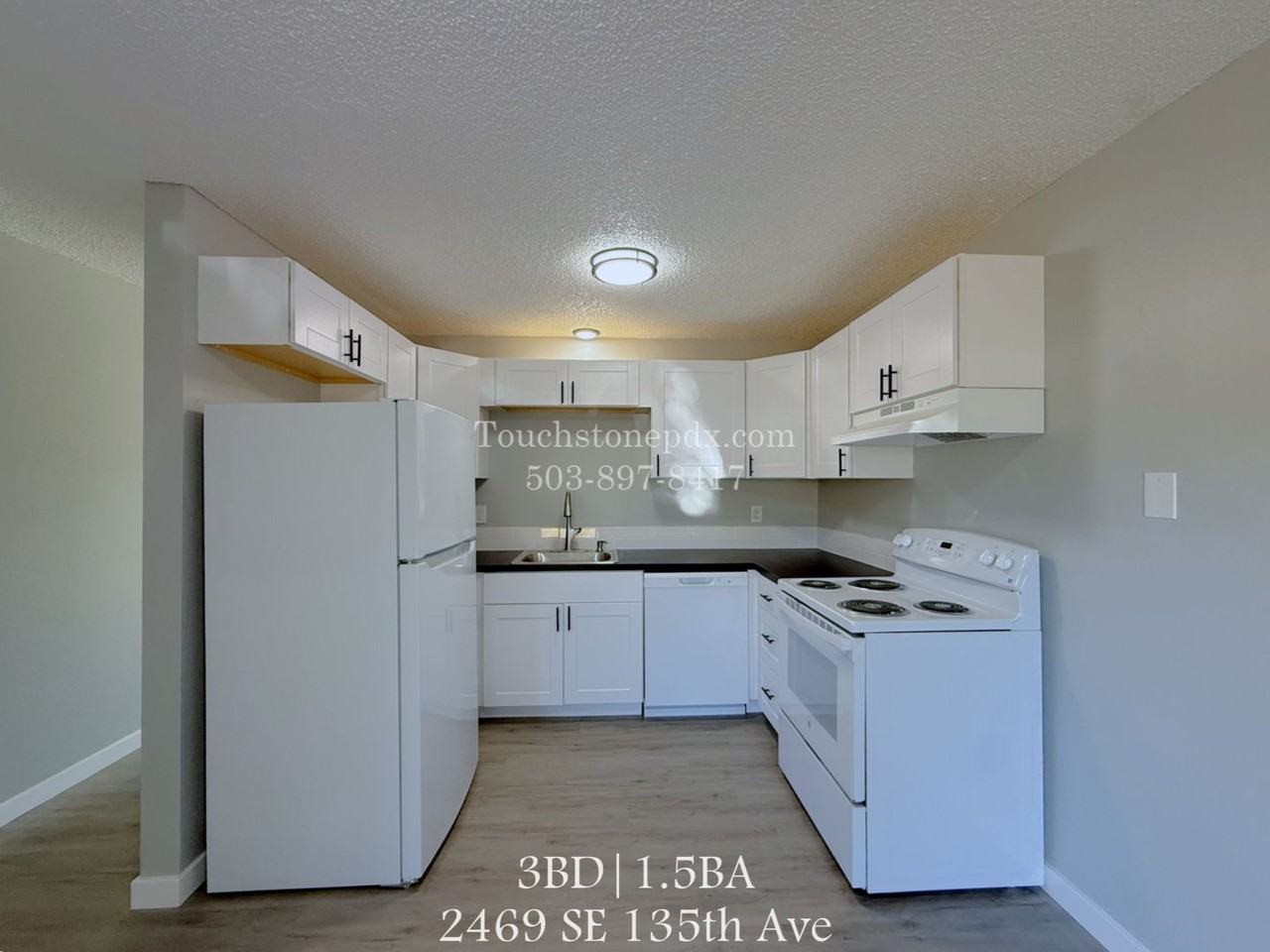 2469 Se 135th Ave - Photo 5 of 42