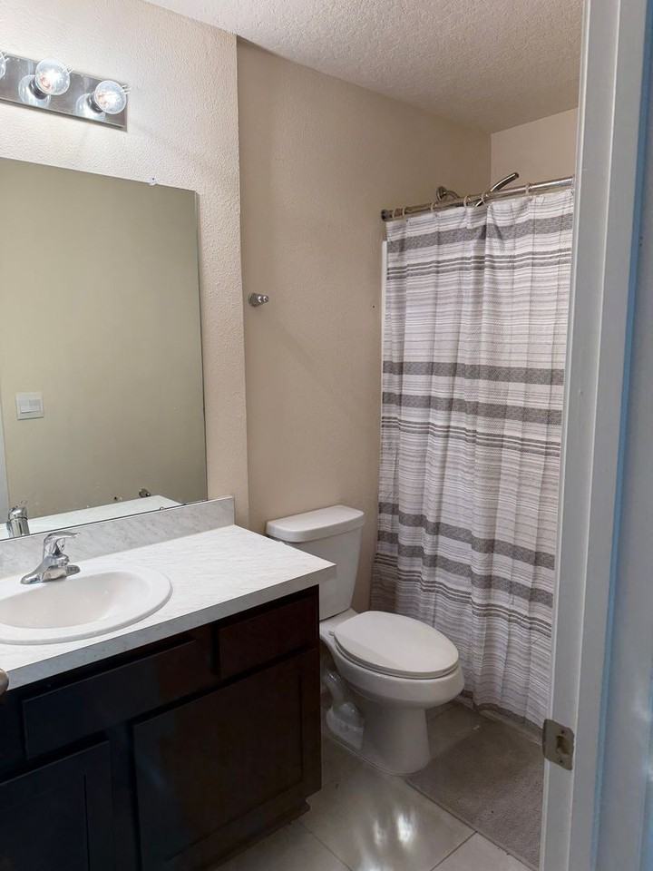 917 Observatory Pkwy - Photo 7 of 13