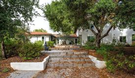 820 Foothill Ln - Photo 1 of 1