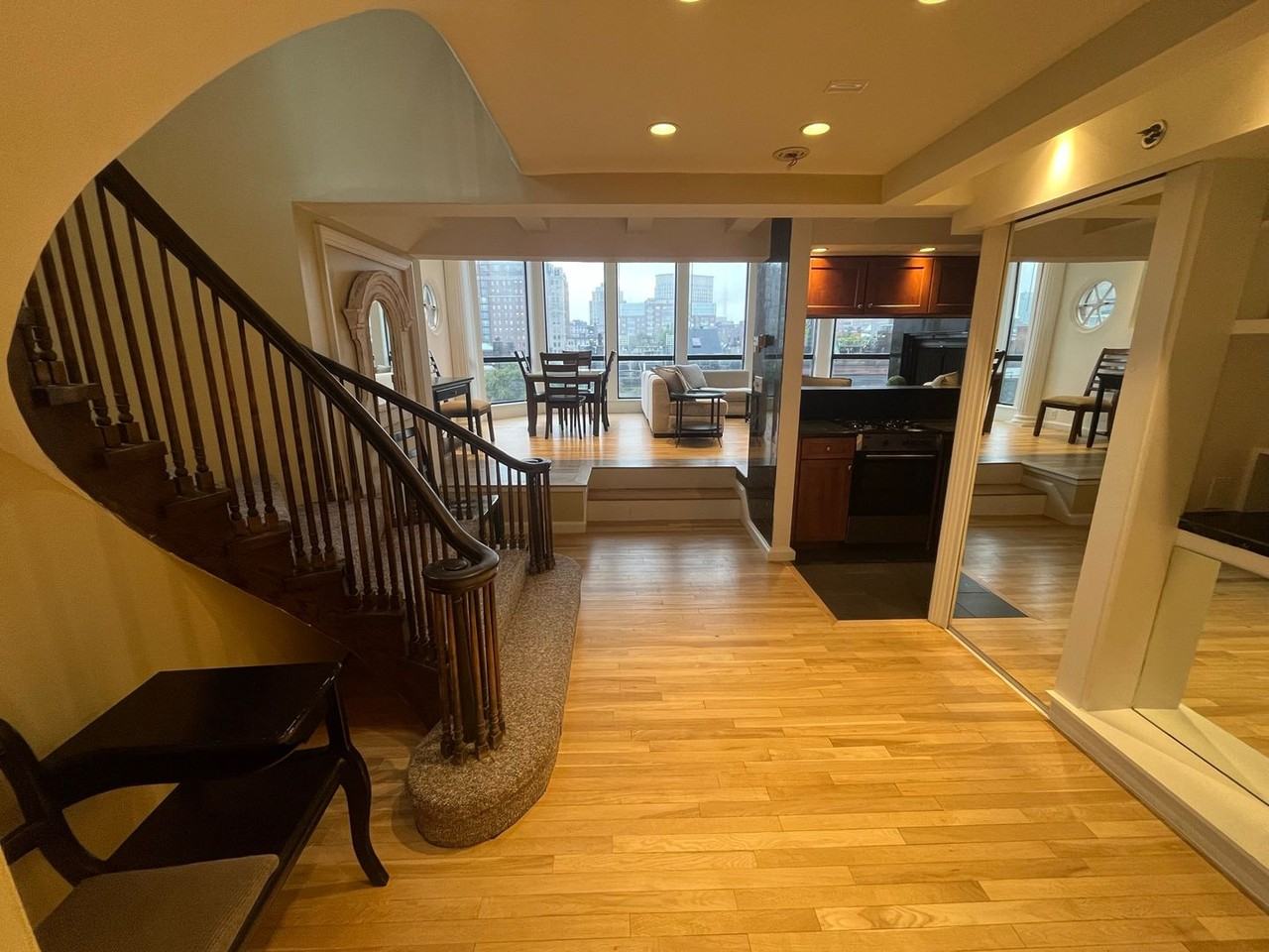 111 Beacon St - Photo 2 of 39