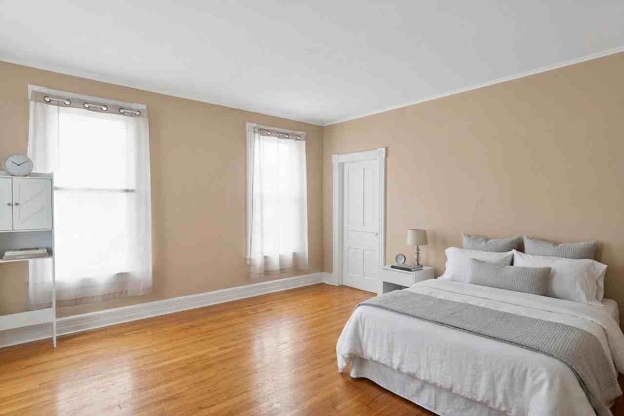 52 Church Ave - Photo 5 of 16