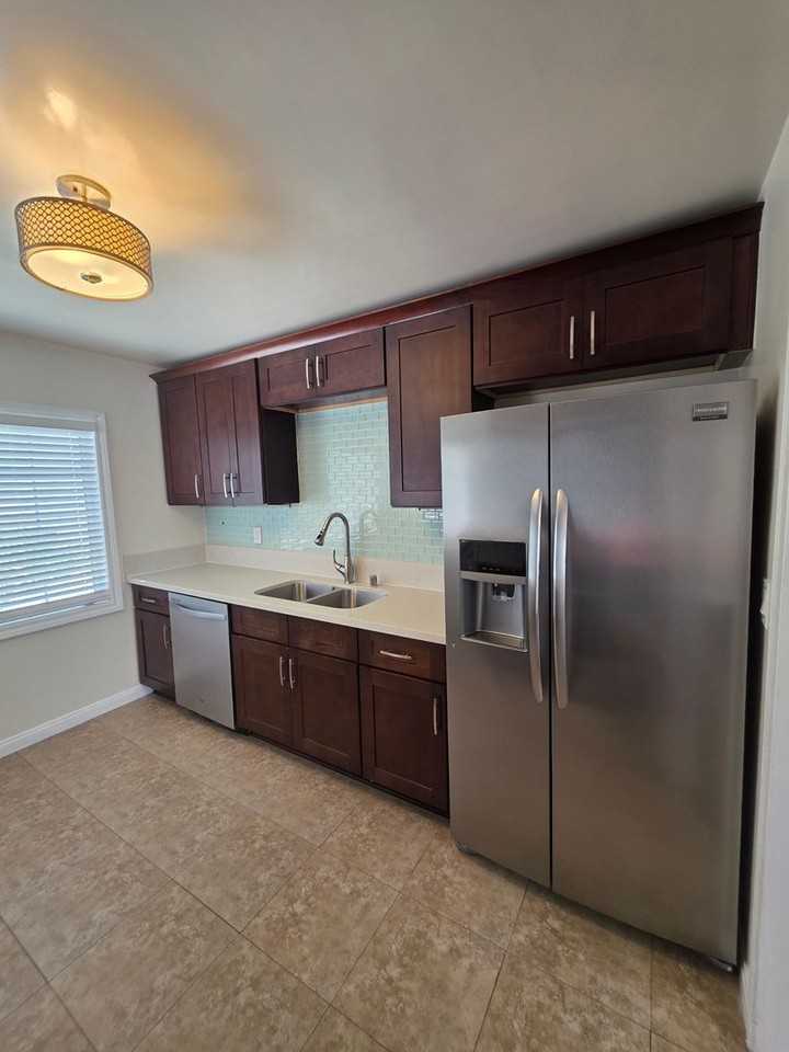 5015 W 140th St - Photo 3 of 21