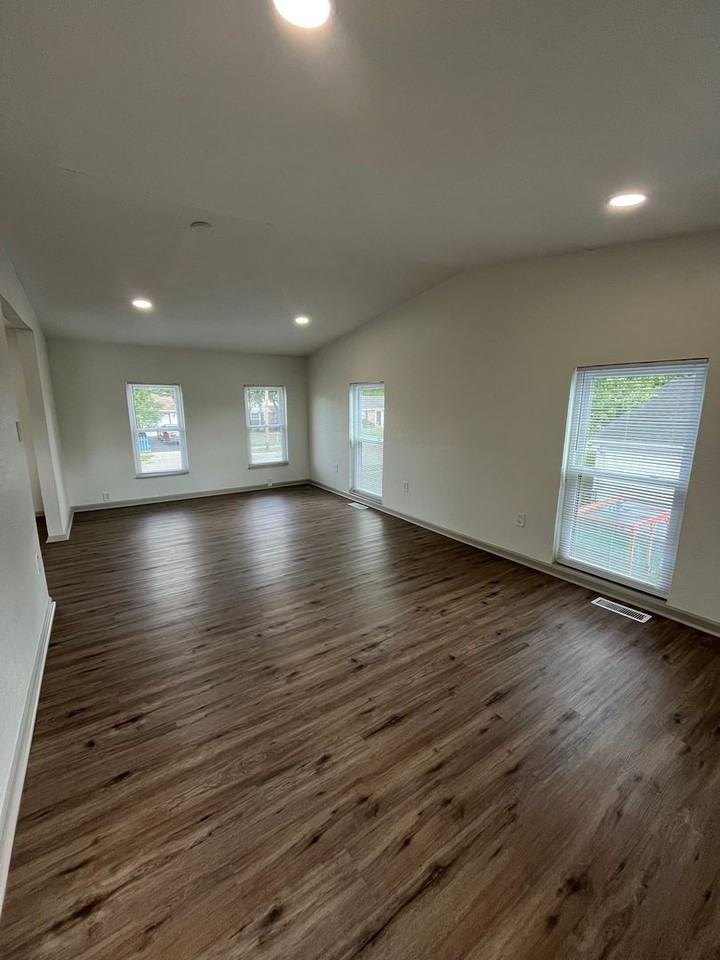 3783 Edendale Rd - Photo 7 of 20