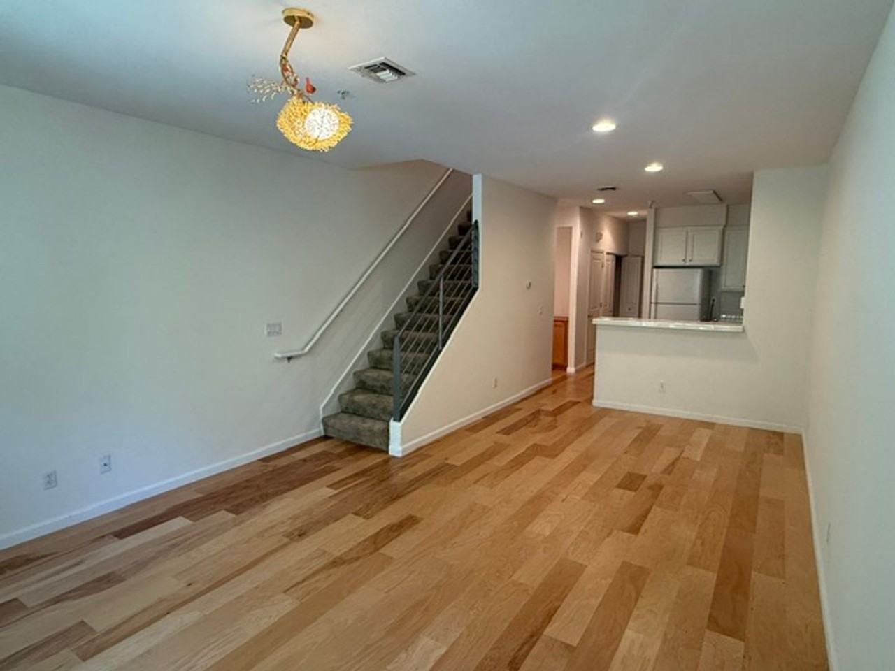 448 Marina Way - Photo 5 of 33