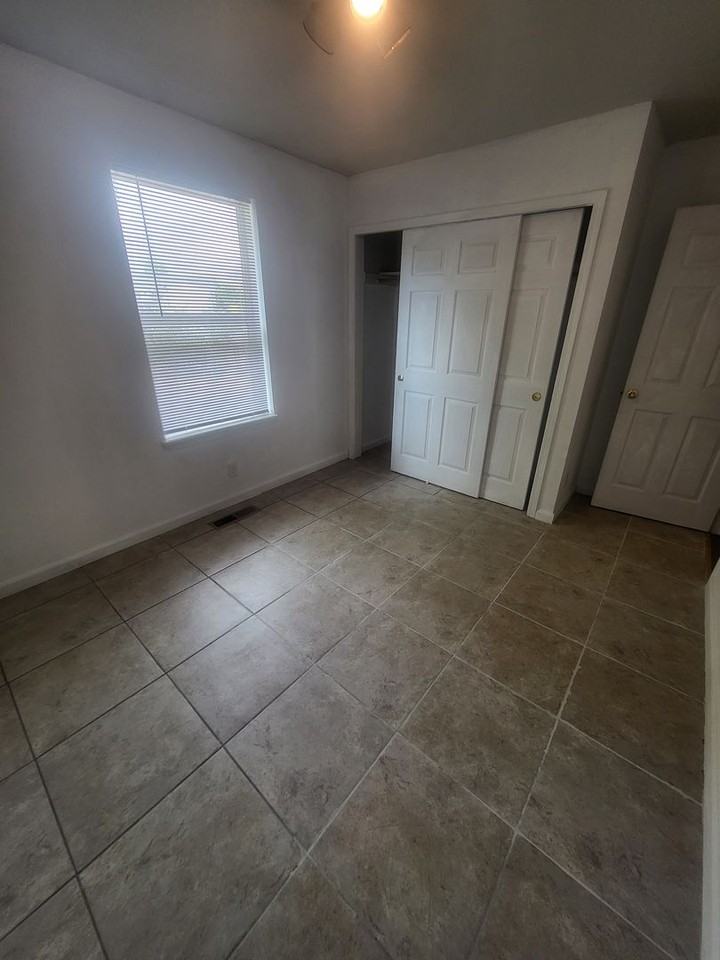30 Duffy Ct - Photo 6 of 10