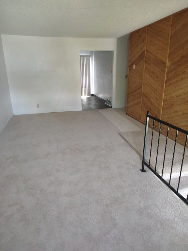 297 Monroe St - Photo 5 of 23
