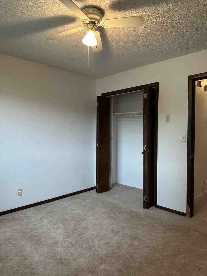 297 Monroe St - Photo 7 of 23