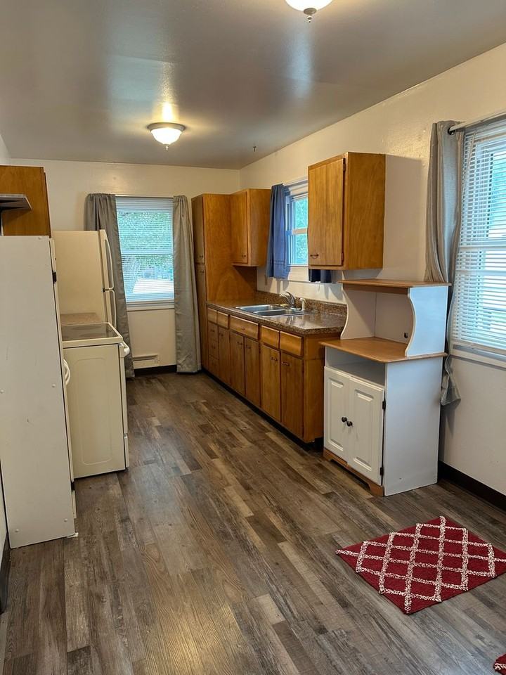 4227 Stone St - Photo 2 of 20