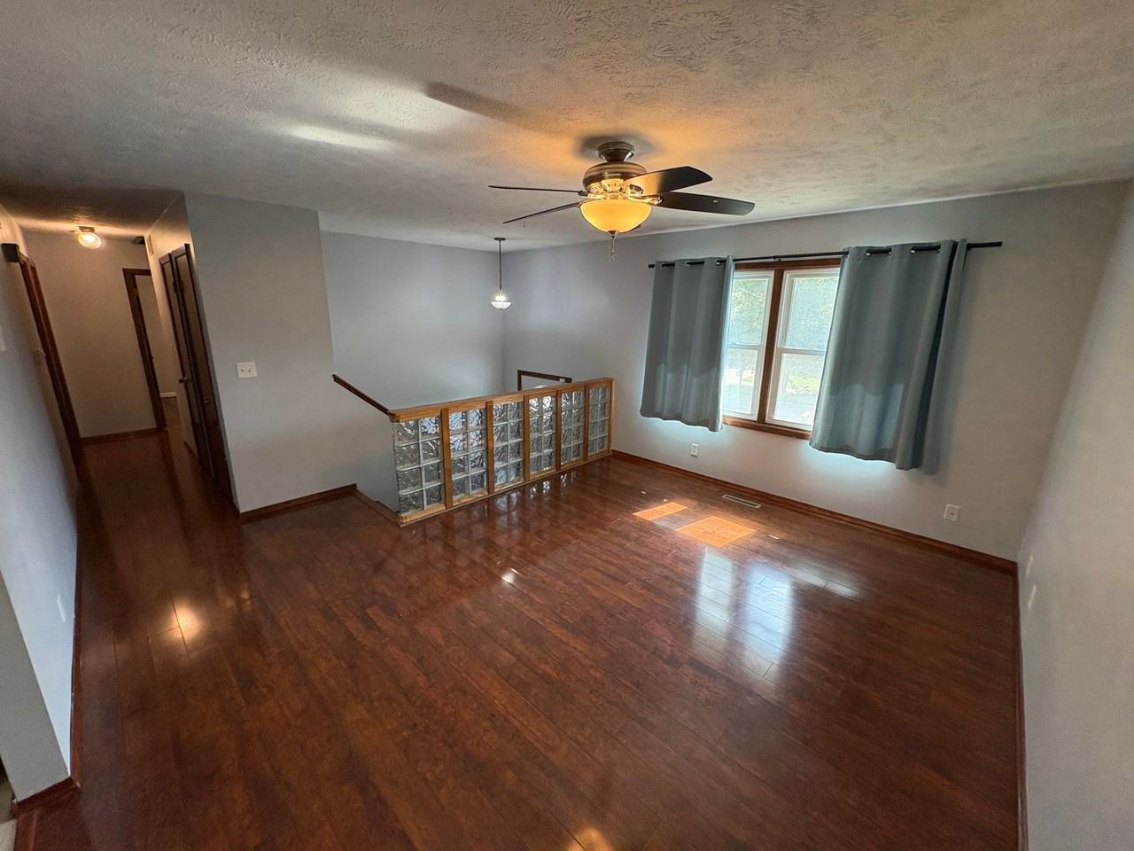 1804 Hartley St - Photo 3 of 35