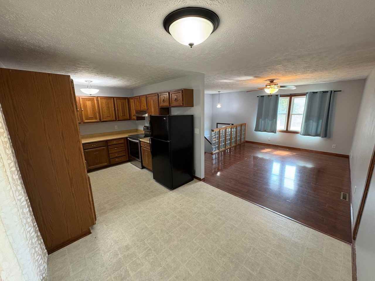 1804 Hartley St - Photo 5 of 35
