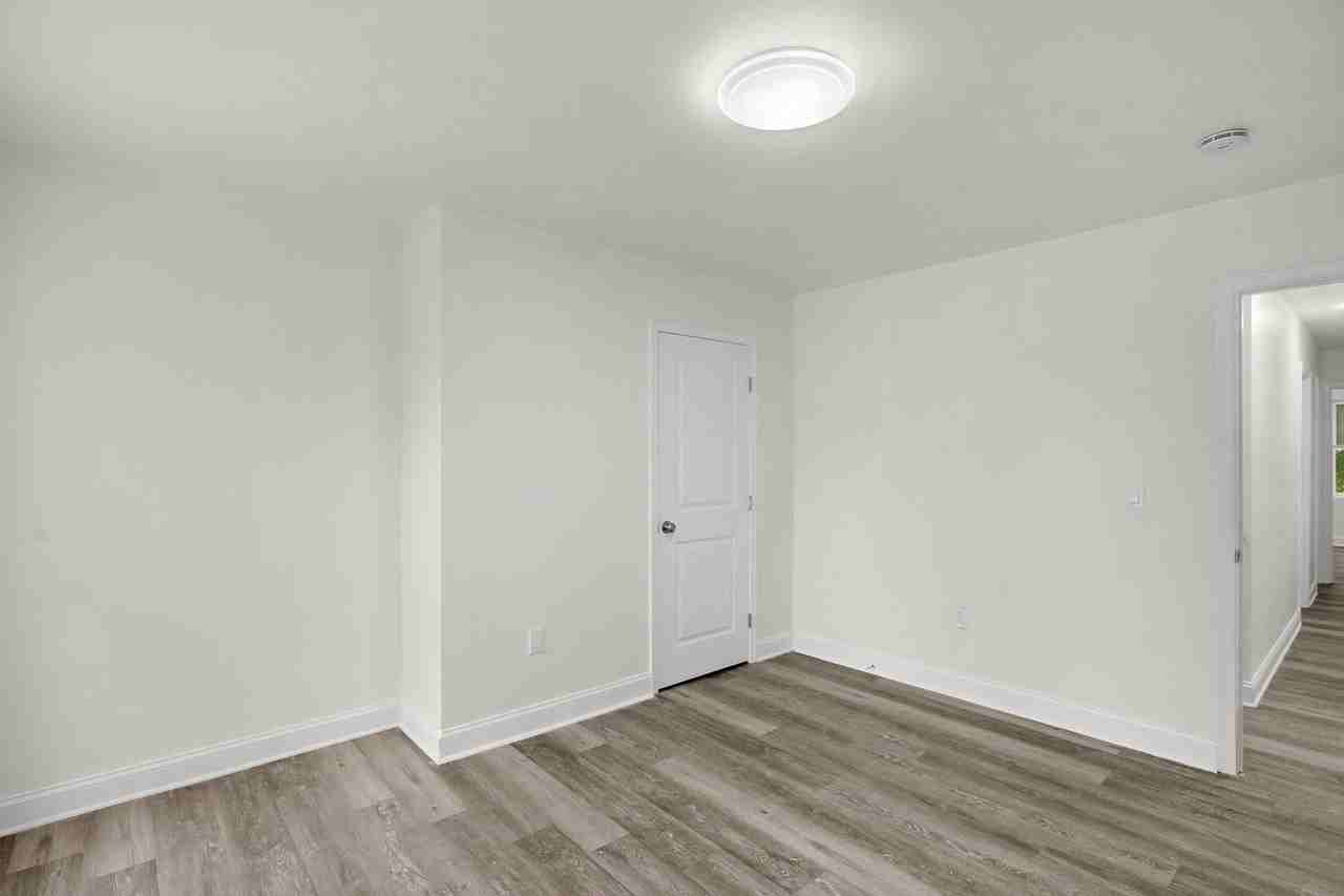 2412 Francis St - Photo 7 of 24