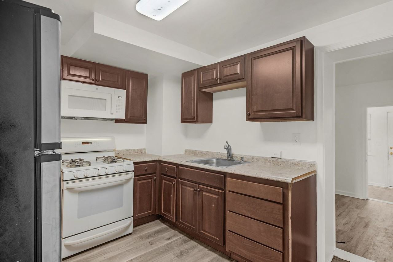 2629 Dulany St - Photo 7 of 22