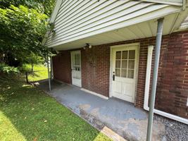 featured image of 13 1/2 Dunkard Ave