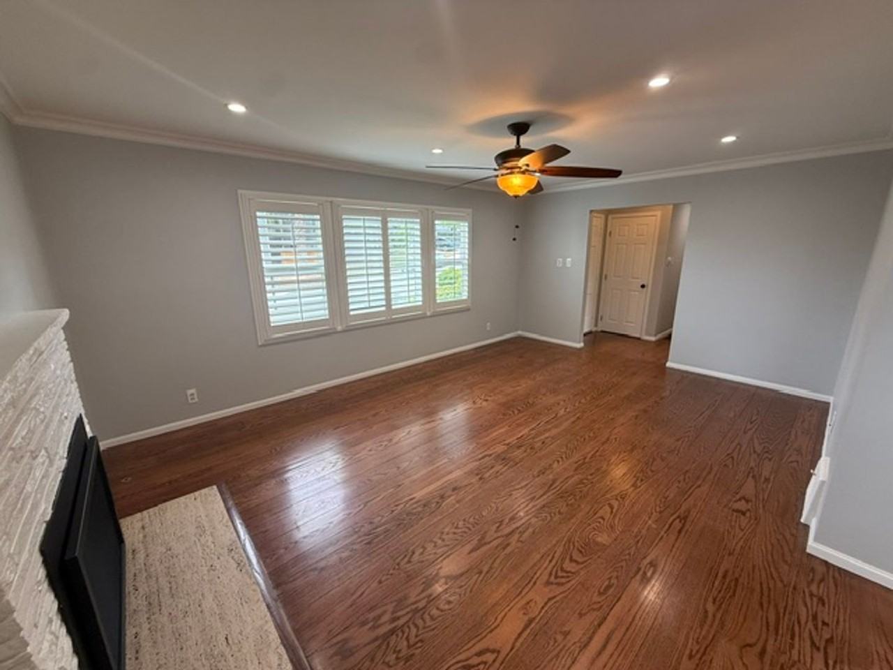 3824 Fernwood St - Photo 3 of 24