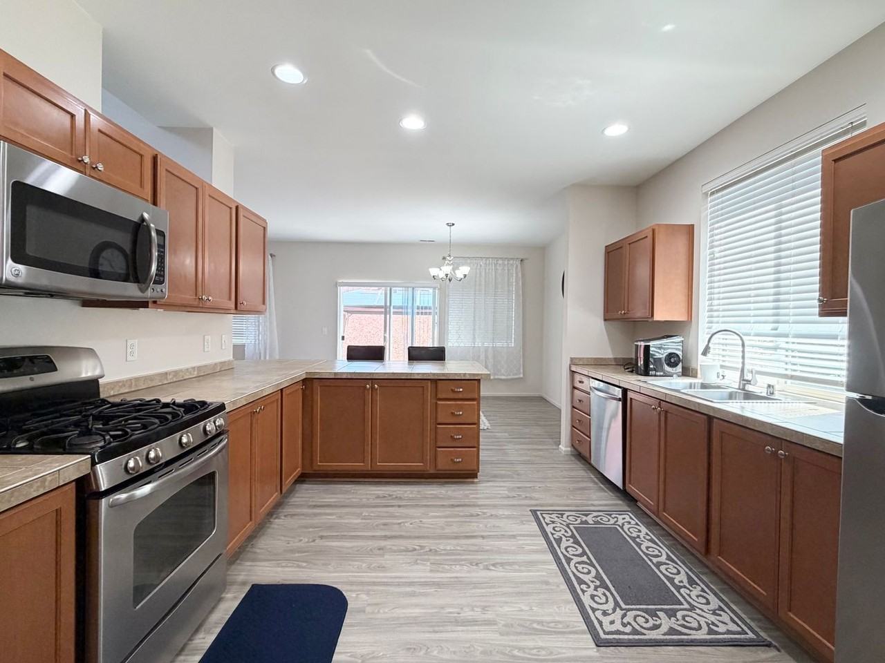 6710 Charlotte Ave Se - Photo 3 of 22