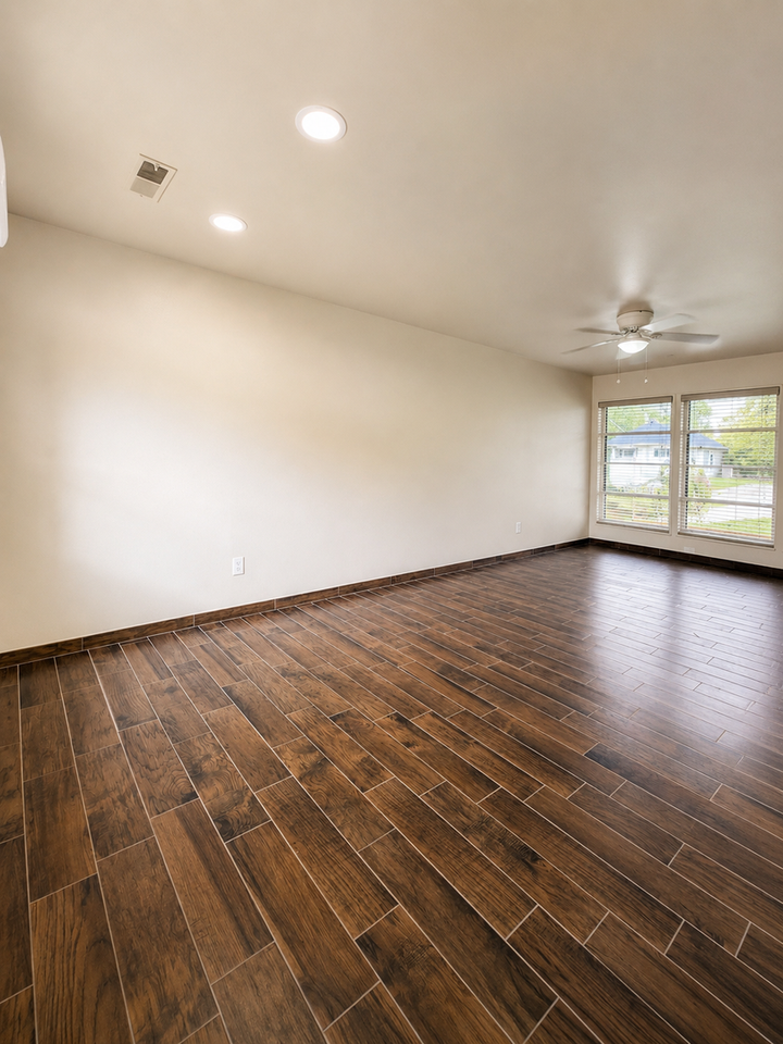 113 Whitney Ave Ne - Photo 4 of 26