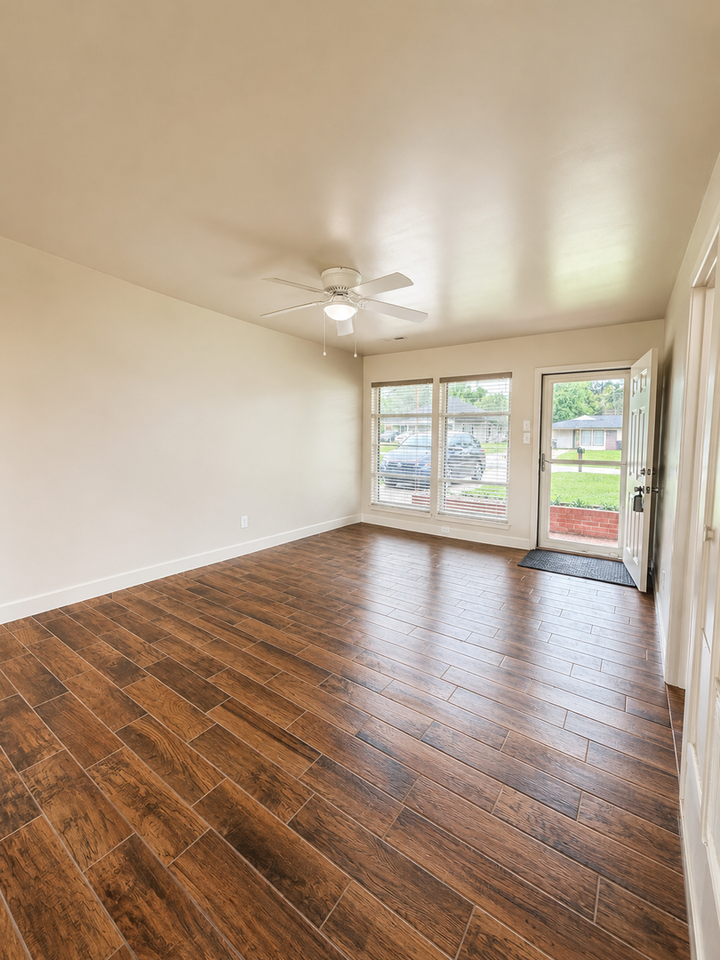113 Whitney Ave Ne - Photo 6 of 26