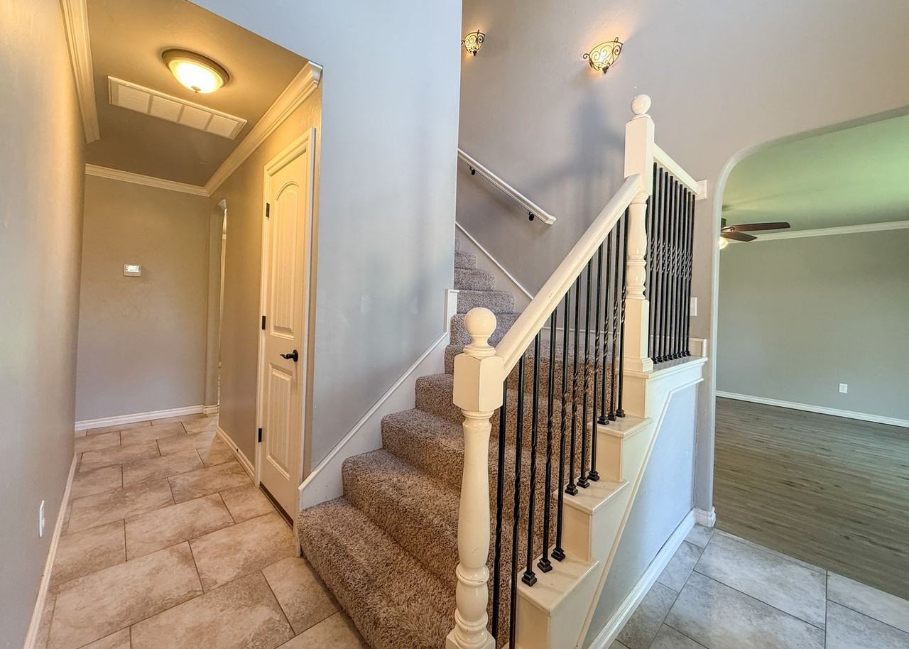 16 Sw 148th St - Photo 3 of 25