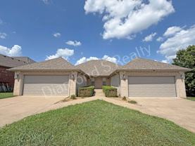 1331 W Sackett St - Photo 1 of 1