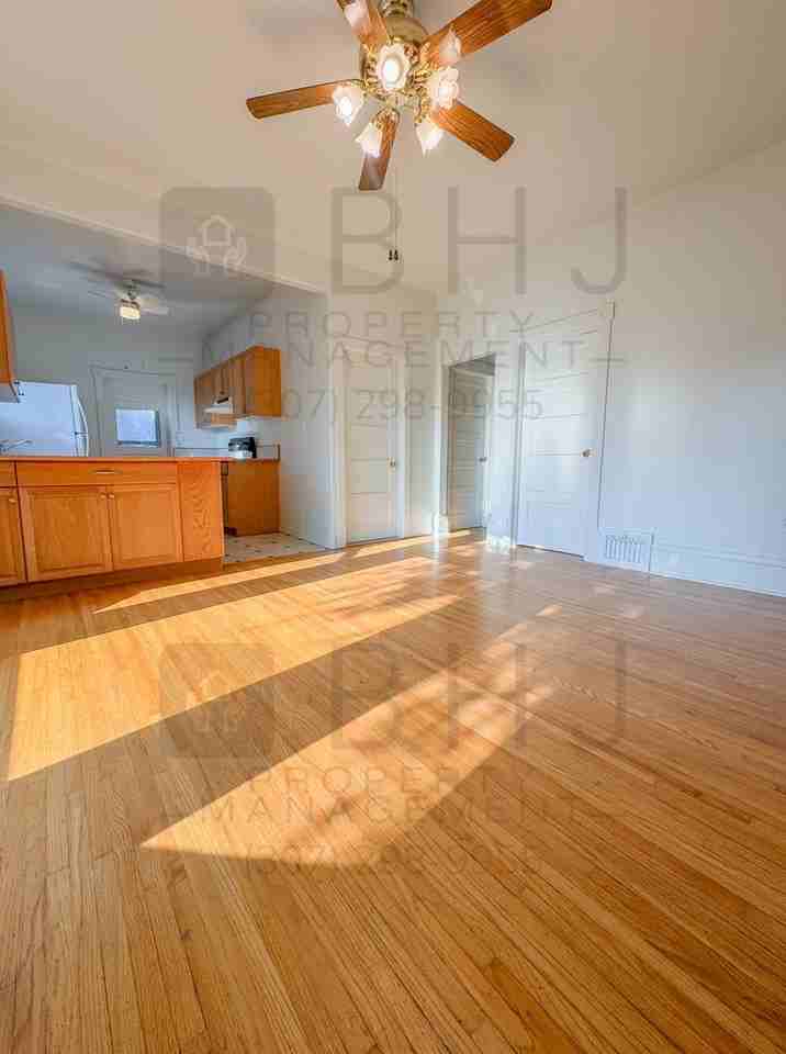 432 W Brundage St - Photo 2 of 45