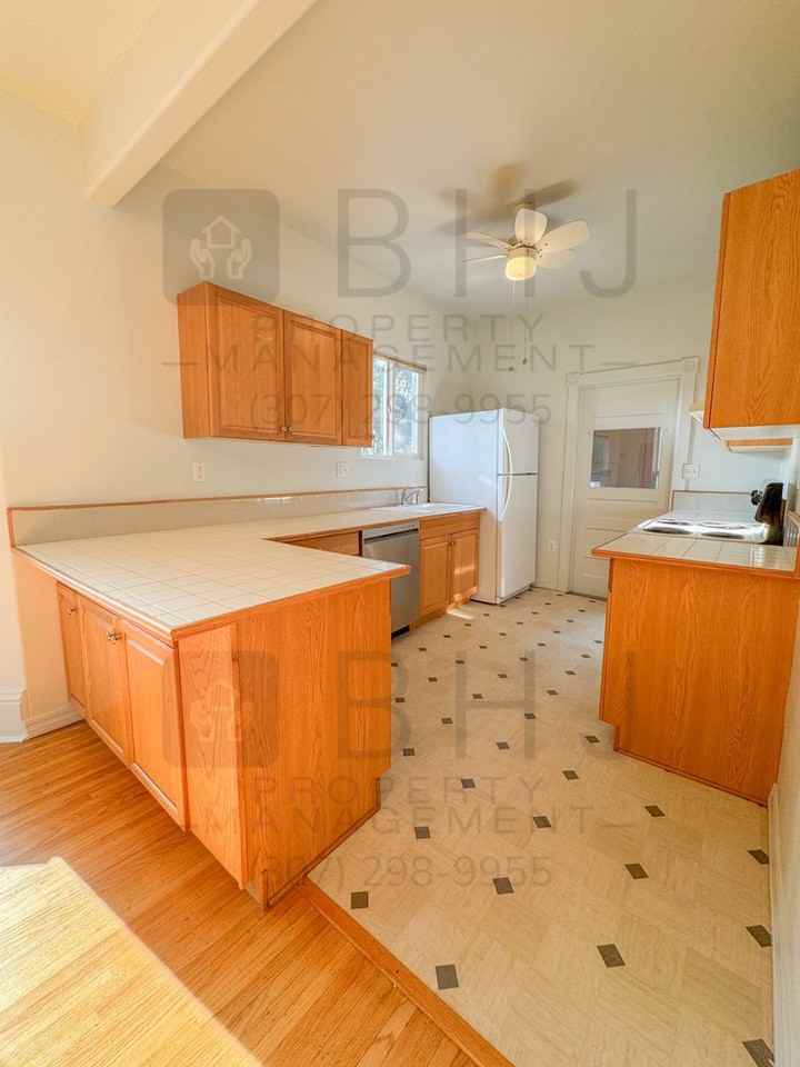 432 W Brundage St - Photo 4 of 45