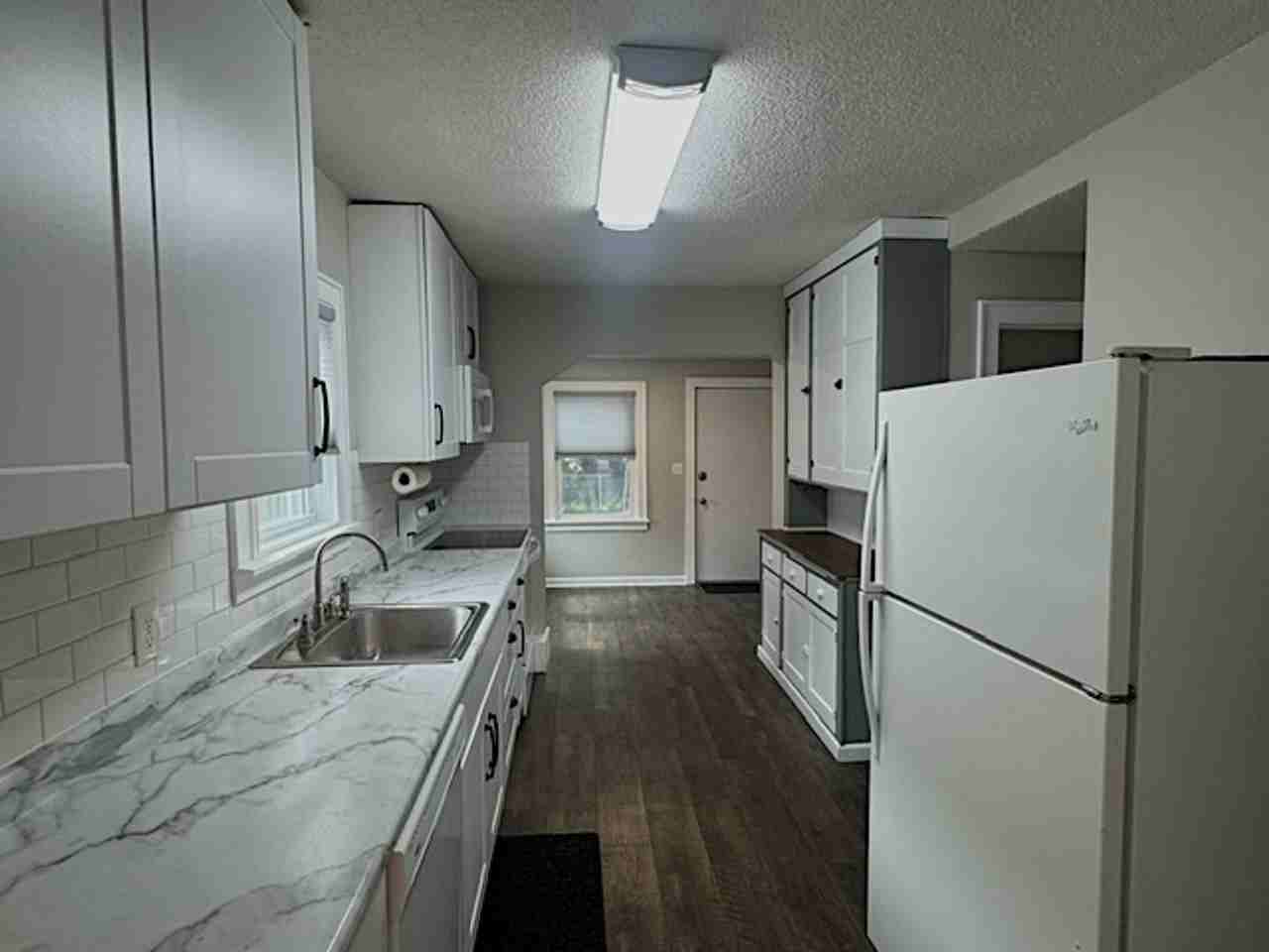29 Hamel Rd - Photo 6 of 19