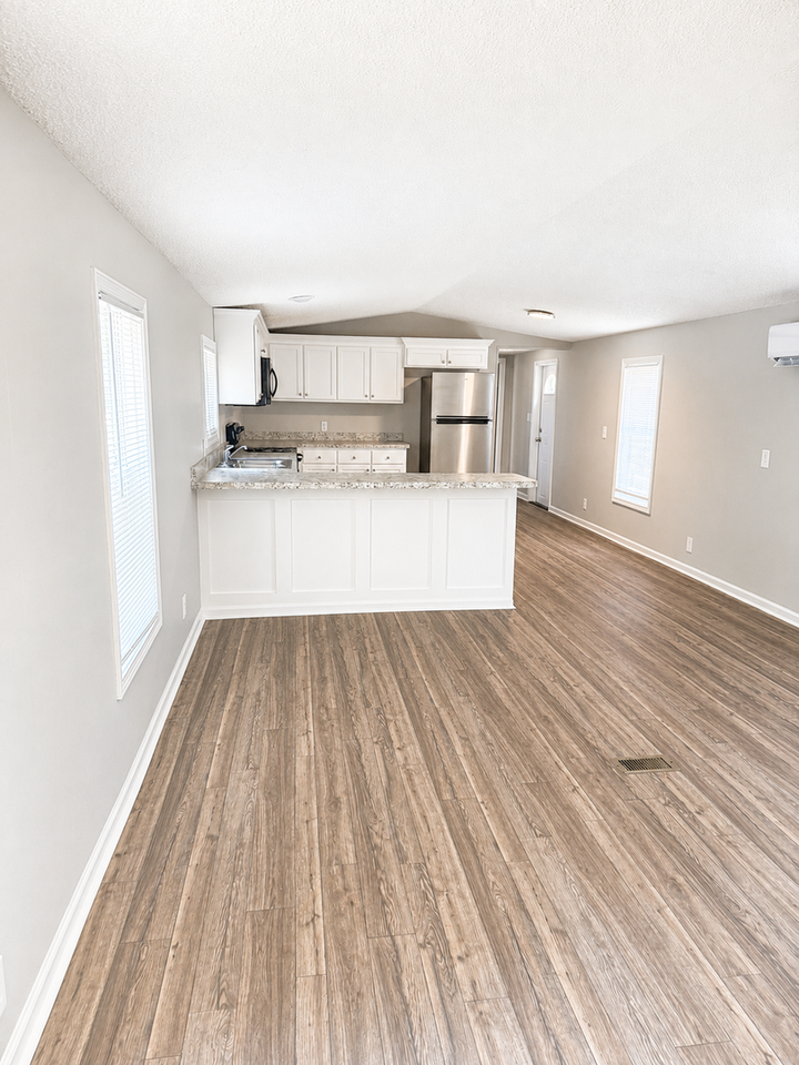 6958 Alfred Rd - Photo 6 of 21