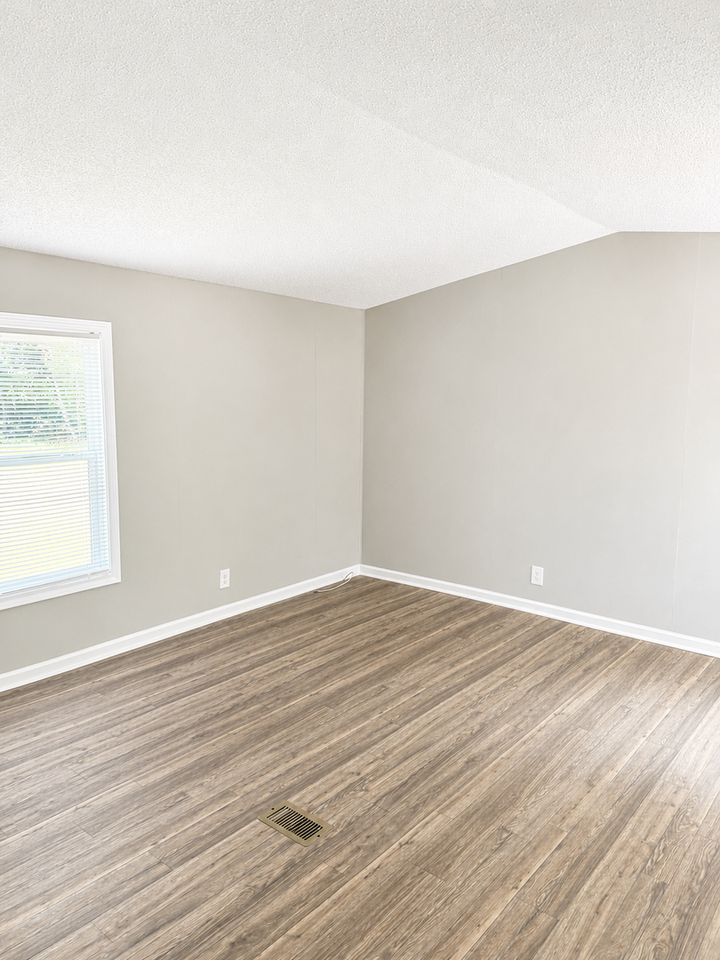 6958 Alfred Rd - Photo 7 of 21
