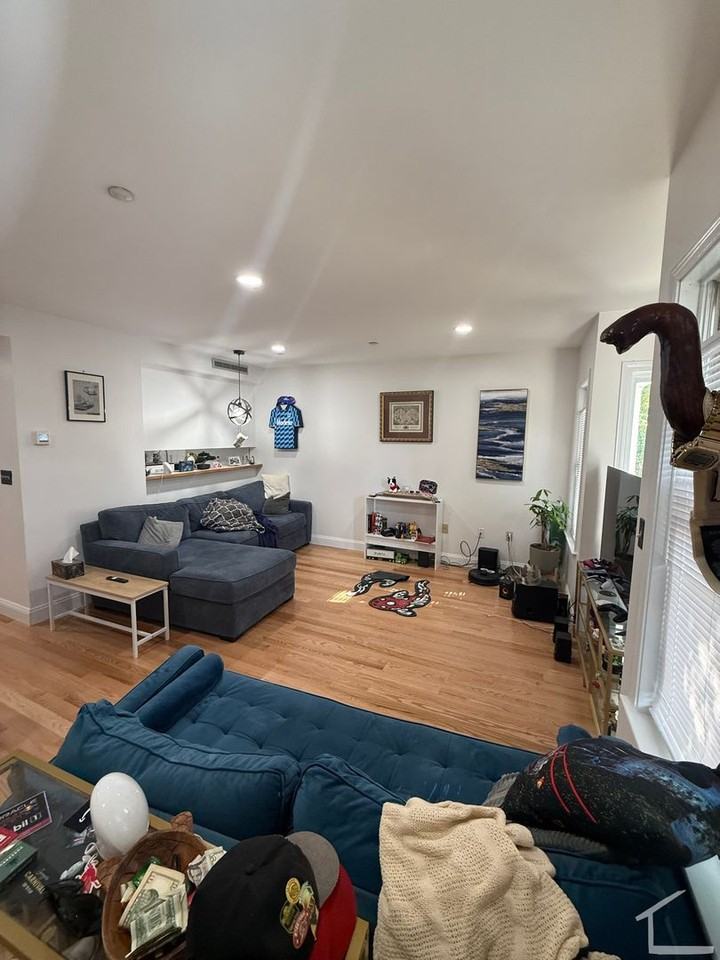 16 Glencoe St - Photo 4 of 14