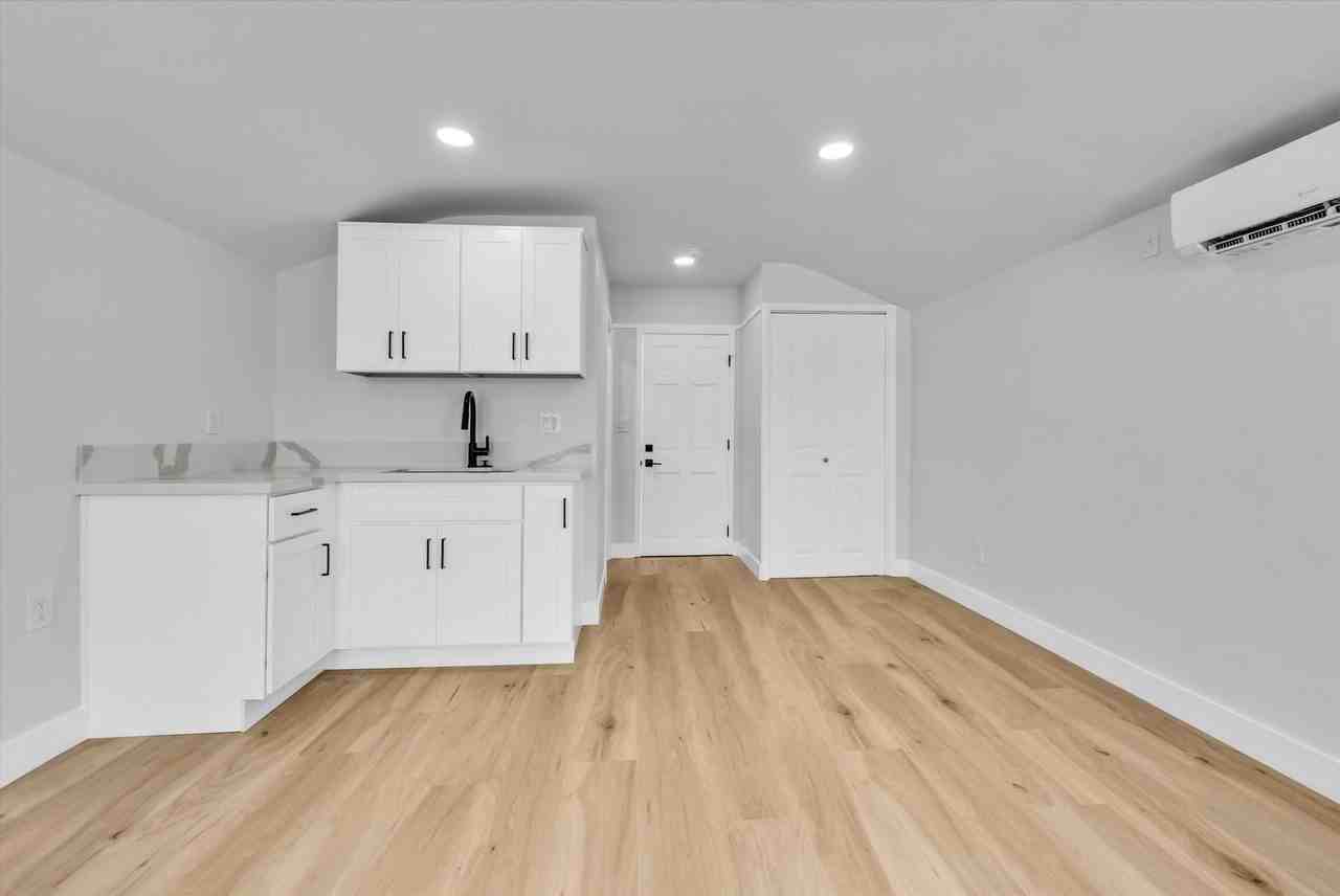 LO_116 N Cornell Ave - Photo 5 of 10