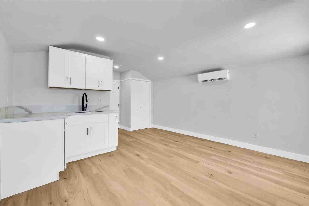 LO_116 N Cornell Ave - Photo 7 of 10