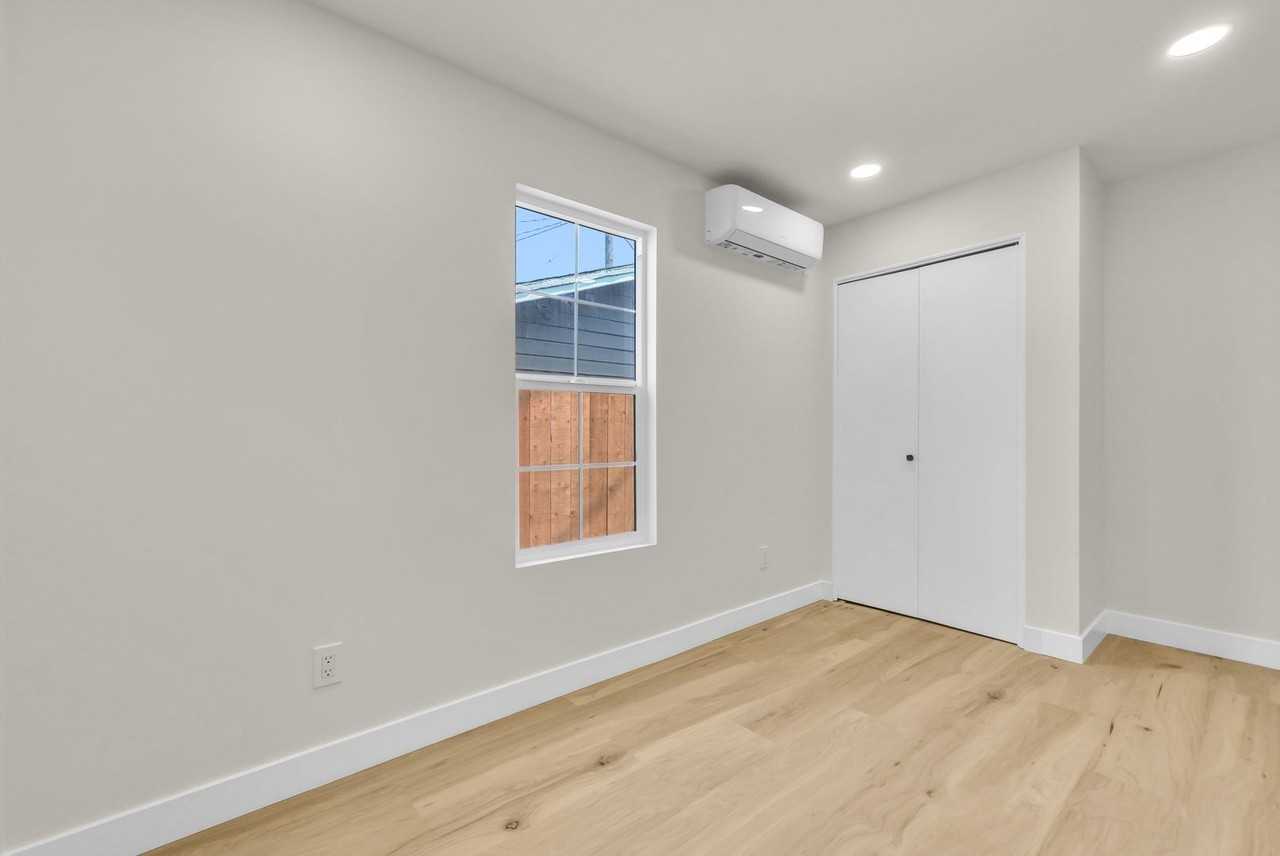 116 N Cornell Ave - Photo 7 of 20