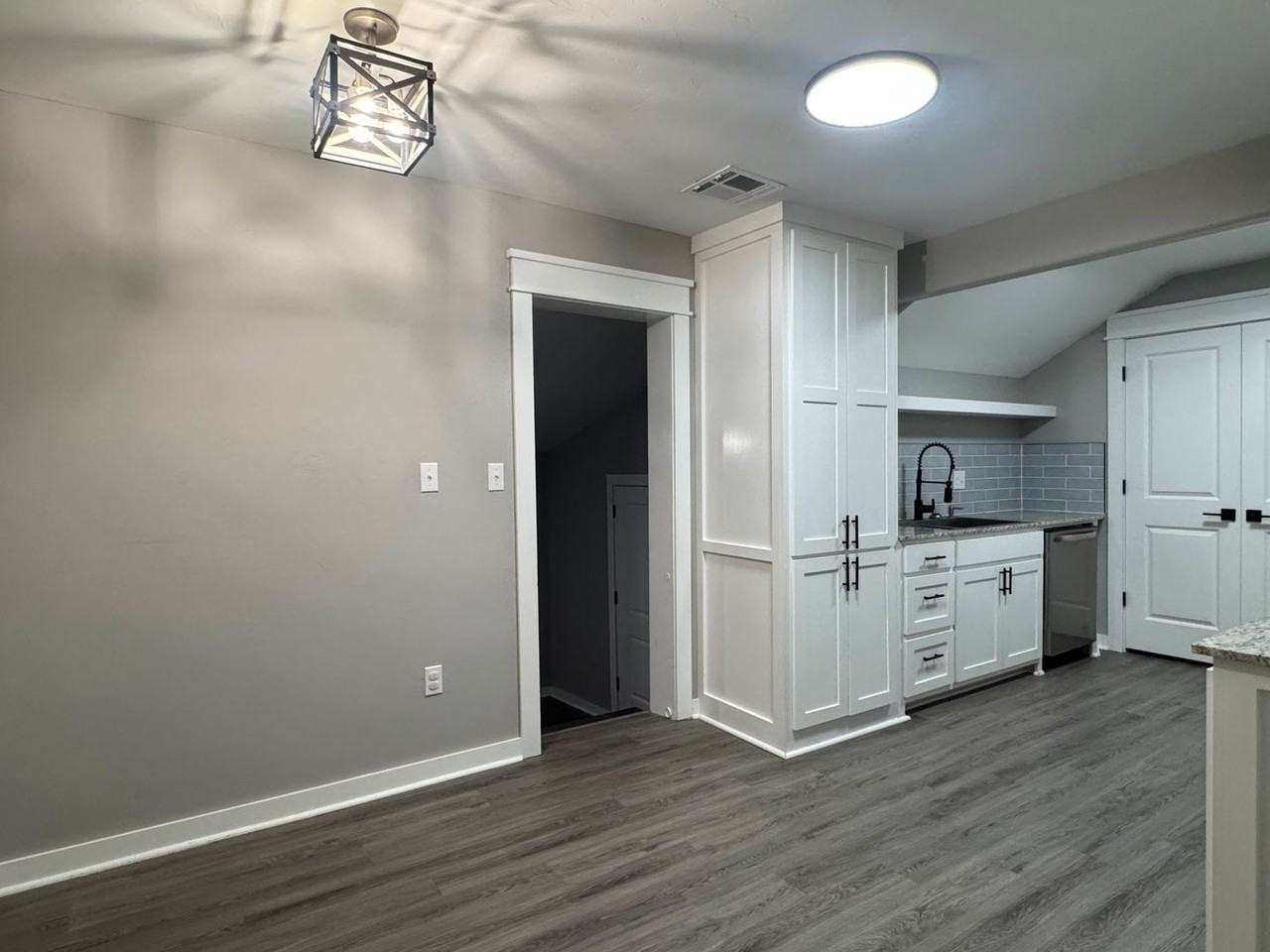 115 S Hillside Rd - Photo 6 of 12
