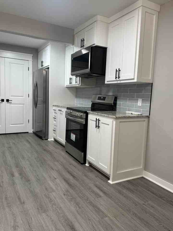115 S Hillside Rd - Photo 7 of 12