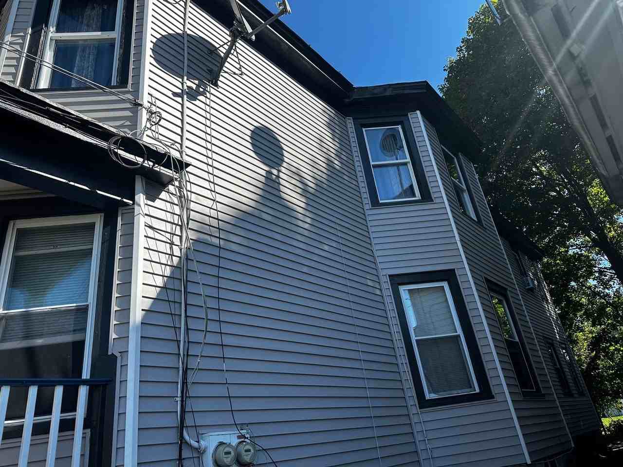310 Division St - Photo 3 of 15