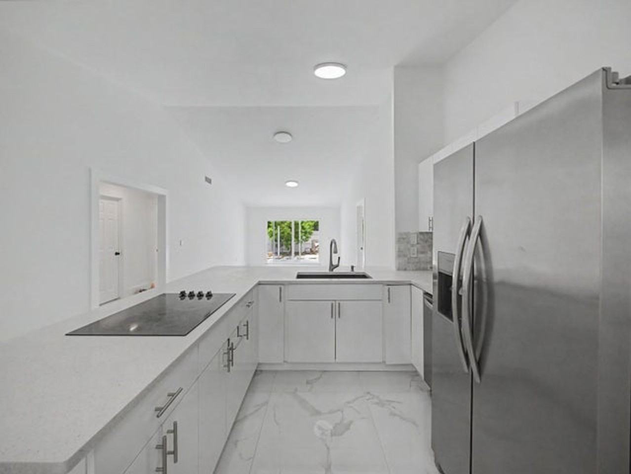 8464 Lake Worth Rd - Photo 2 of 16