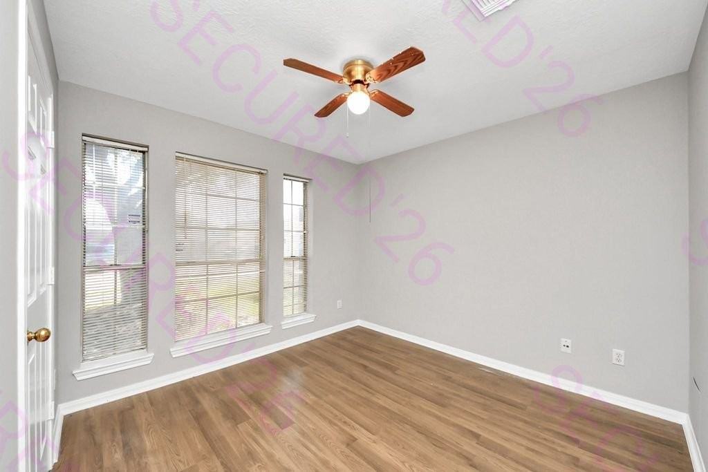 5615 Brenwood Glen Trl - Photo 5 of 16