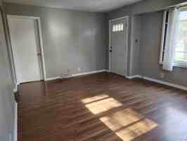 featured image of 4628 W Drexel Ave