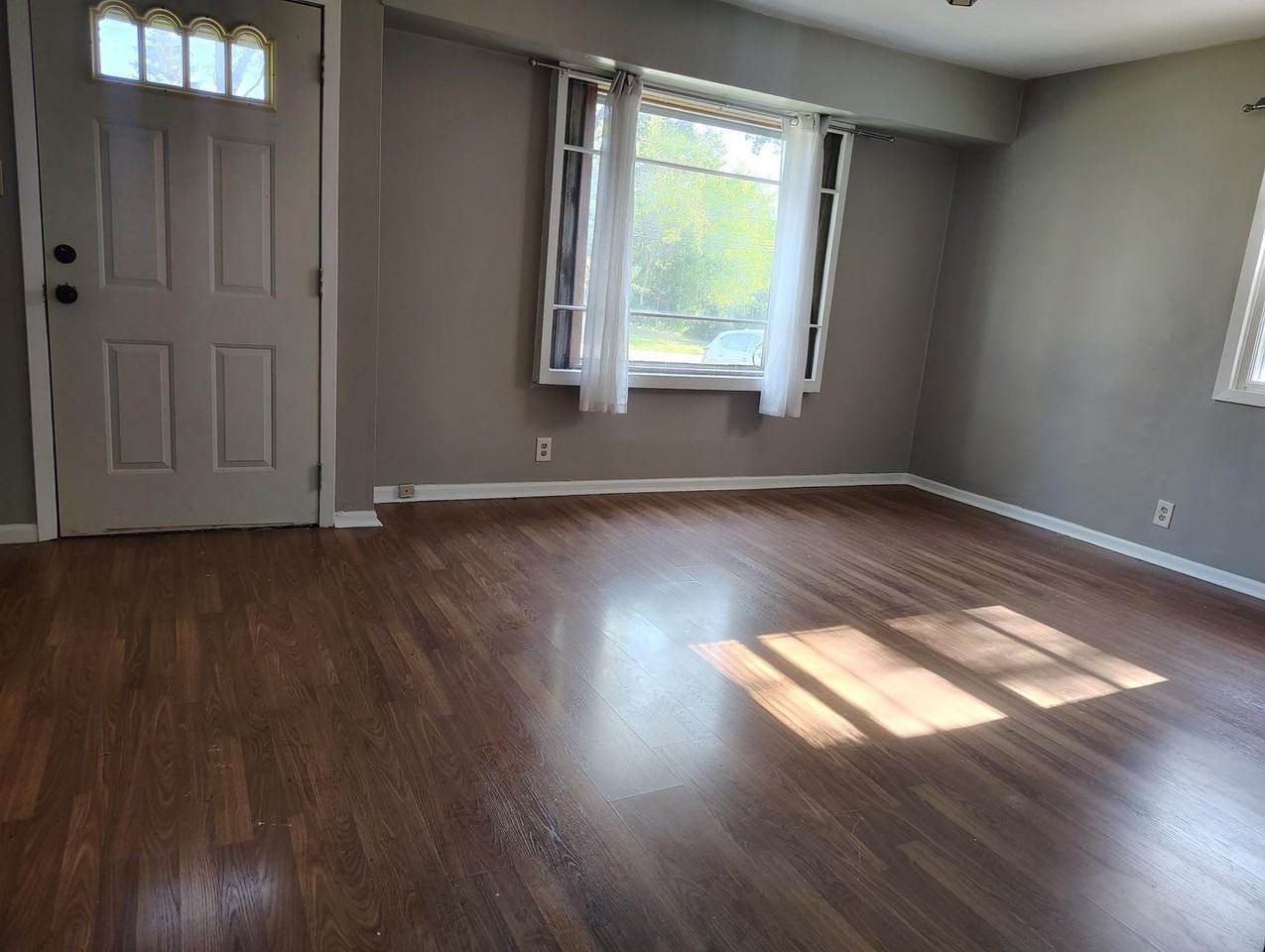 4628 W Drexel Ave - Photo 2 of 20
