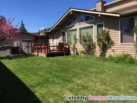 217 93rd St SE - Photo 3 of 12