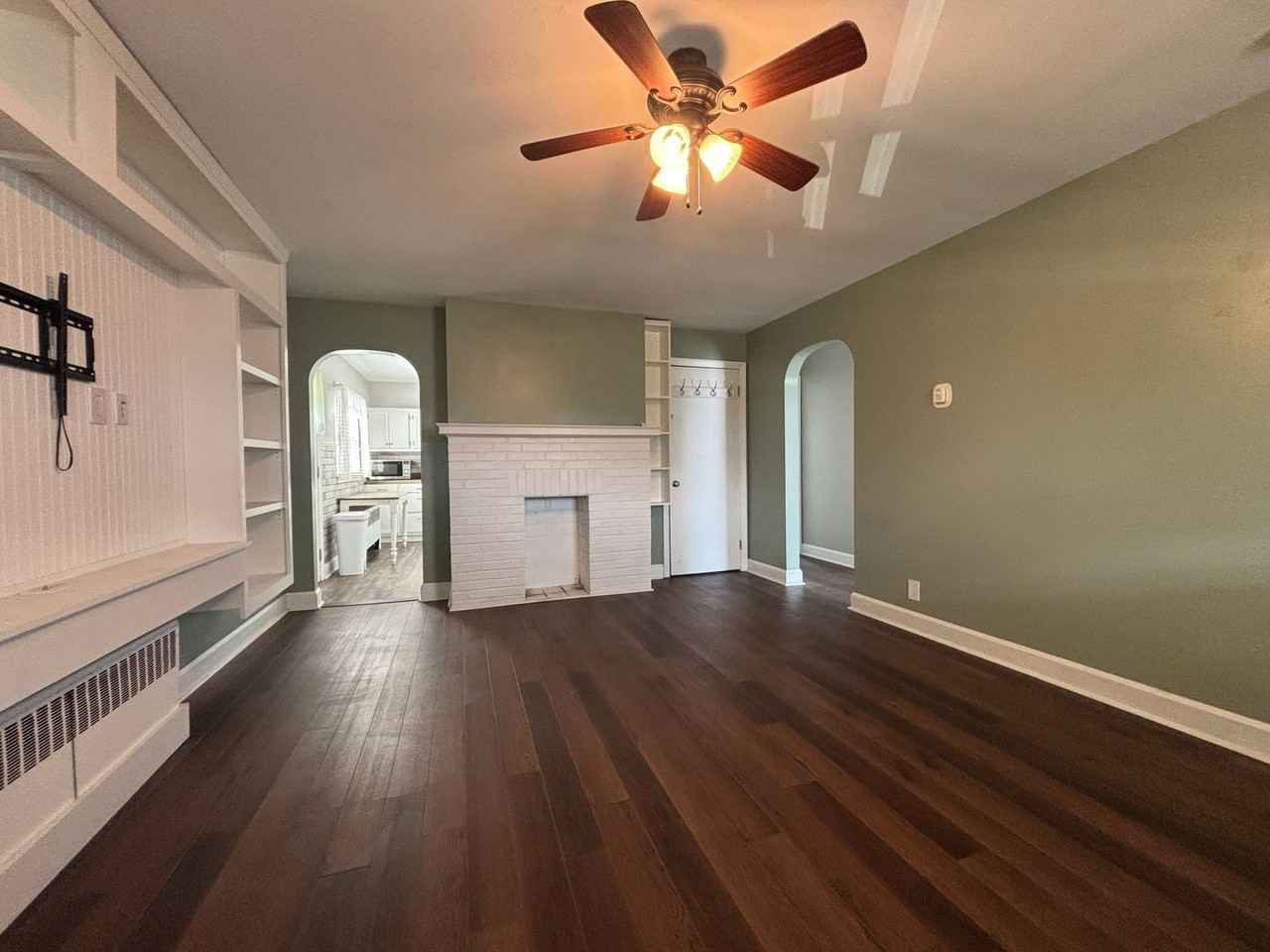 120 Prairie Ave - Photo 2 of 24
