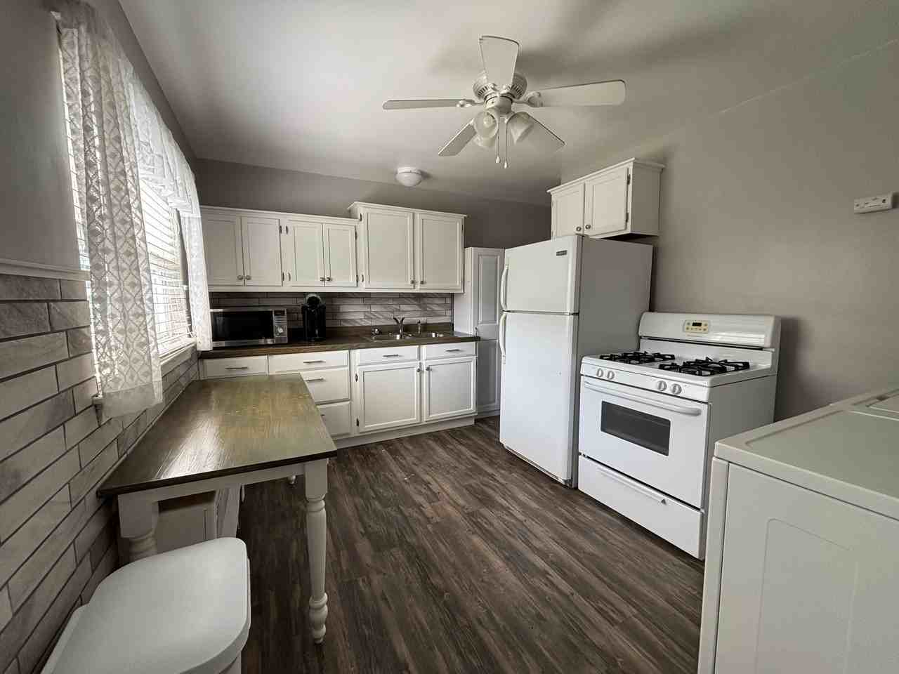120 Prairie Ave - Photo 5 of 24