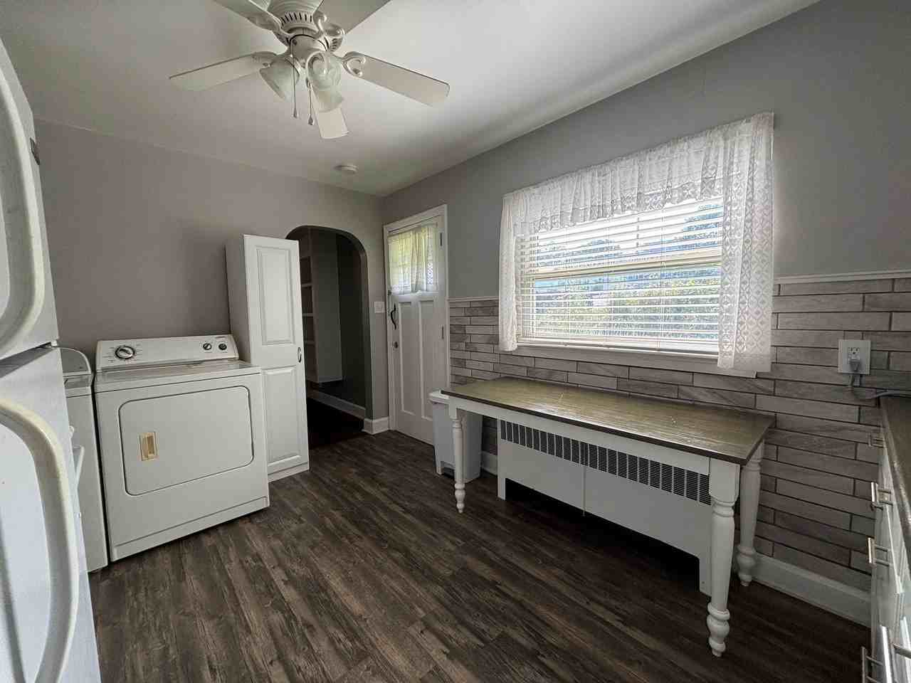 120 Prairie Ave - Photo 7 of 24