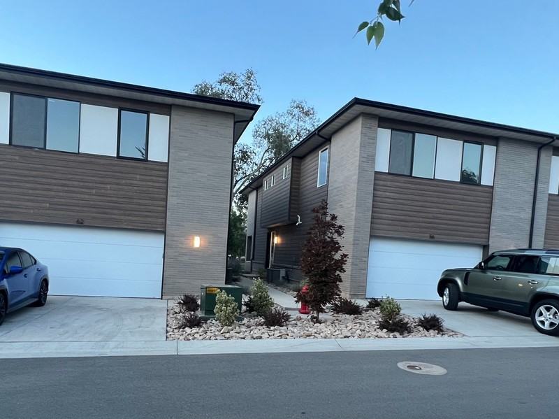 340 Nw - Photo 2 of 11