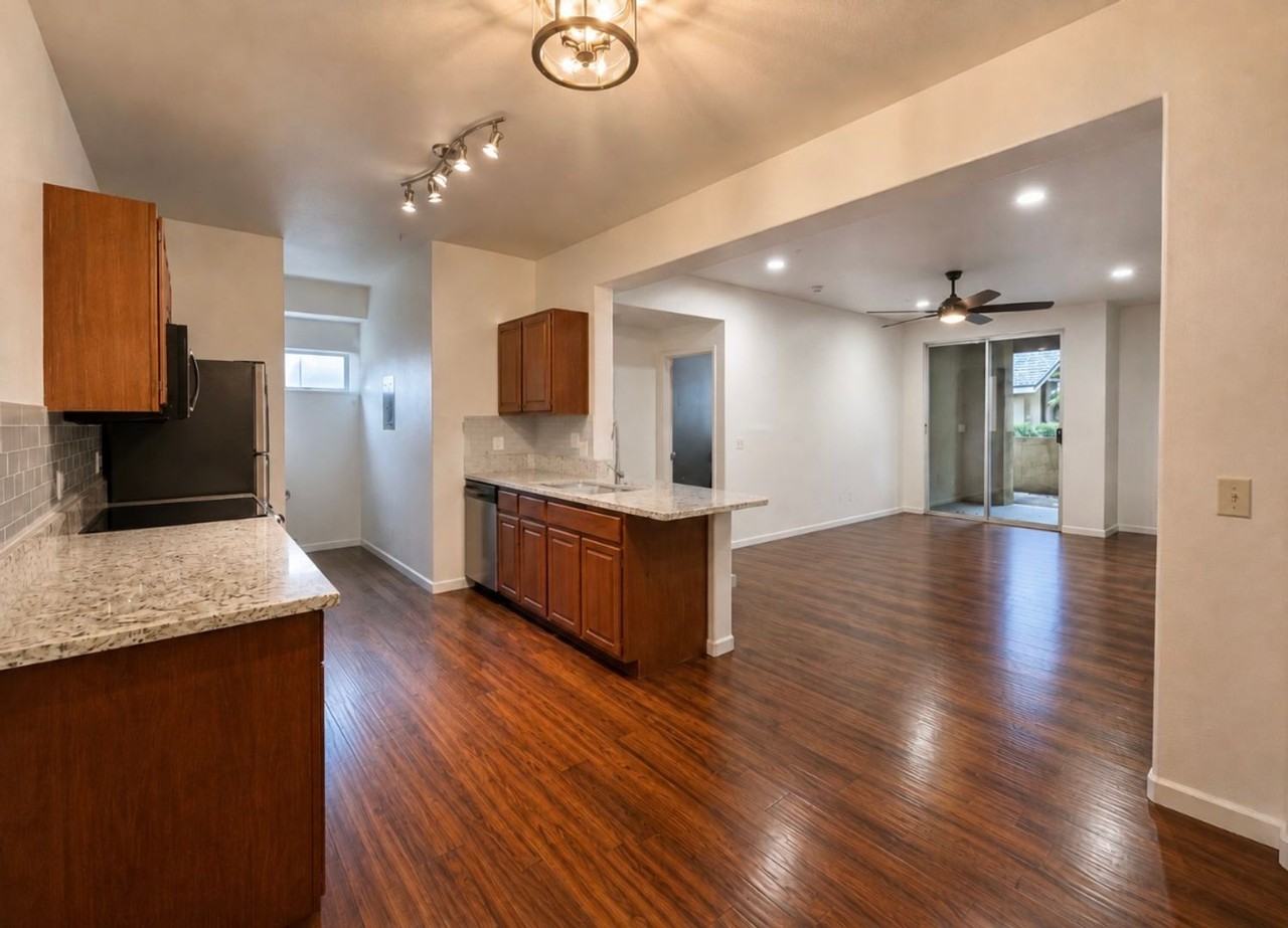 501 Gibson Dr - Photo 3 of 25