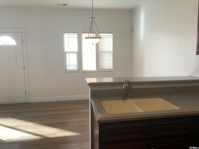 1587 Nw #105 - Photo 4 of 14