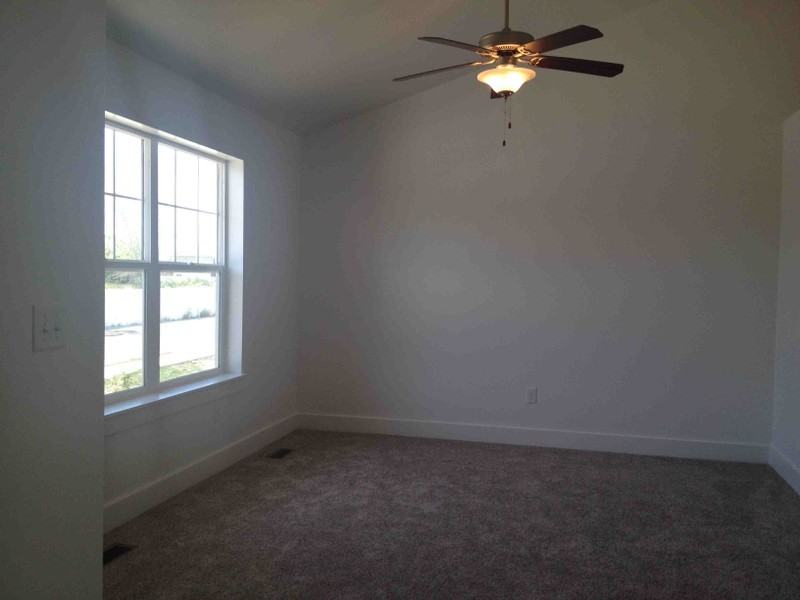 848 Nw - Photo 7 of 10